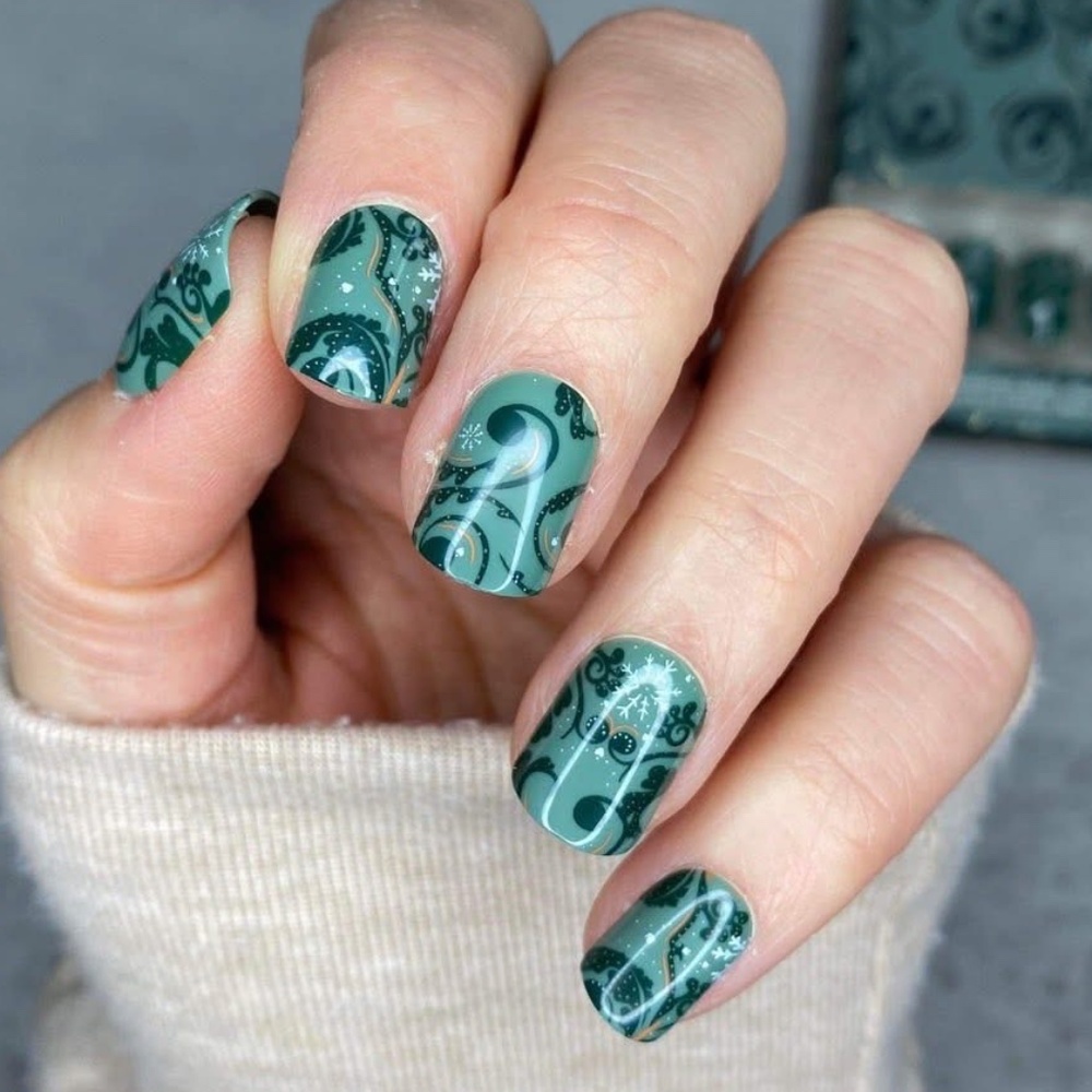 Winter Green By Brooke - Red Aspen Nail Dashes
